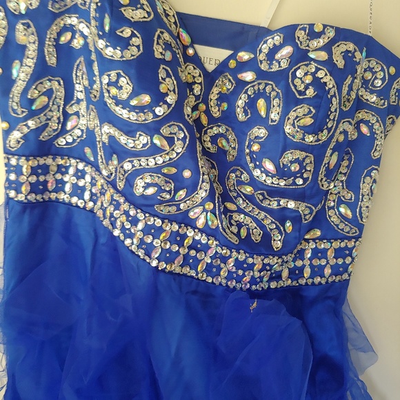 Beautiful prom dress - Picture 4 of 4